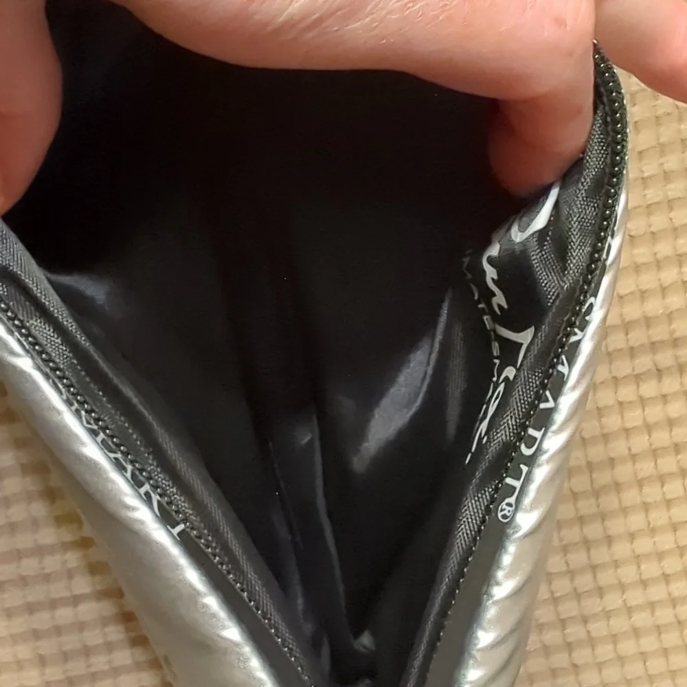 Pour Moi Metallic Puffer Bag NWOT
